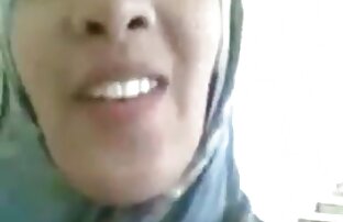 XXX لزبین جوان درج یک فیلم های خفن سکسی دست در مهبل (واژن) از ورزش ها تقریبا به آرنج از اتاق خواب