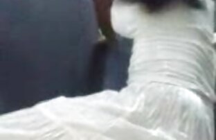 دوست دختر نوازش بیدمشک کانال تلگرام فیلم سکسی خفن دوست دختر خود را از طریق panties او طول می کشد و آن را در حمام
