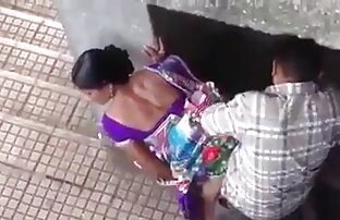 دو مادر با یک مرد نوجوان روی تخت کانالهای خفن سکسی