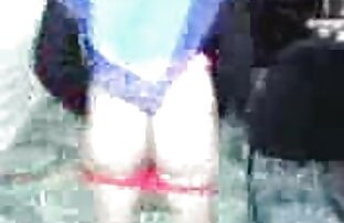 XXX تیره-رنگی شخص چوب یک بشکه بزرگ فیلمهای سکسی خفن در آدریانا Chechik