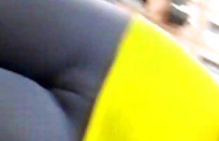 XXX یک مرد از brunettes داغ بلند و باریک fucks در فیلم سگسی خفن دهان و در الاغ